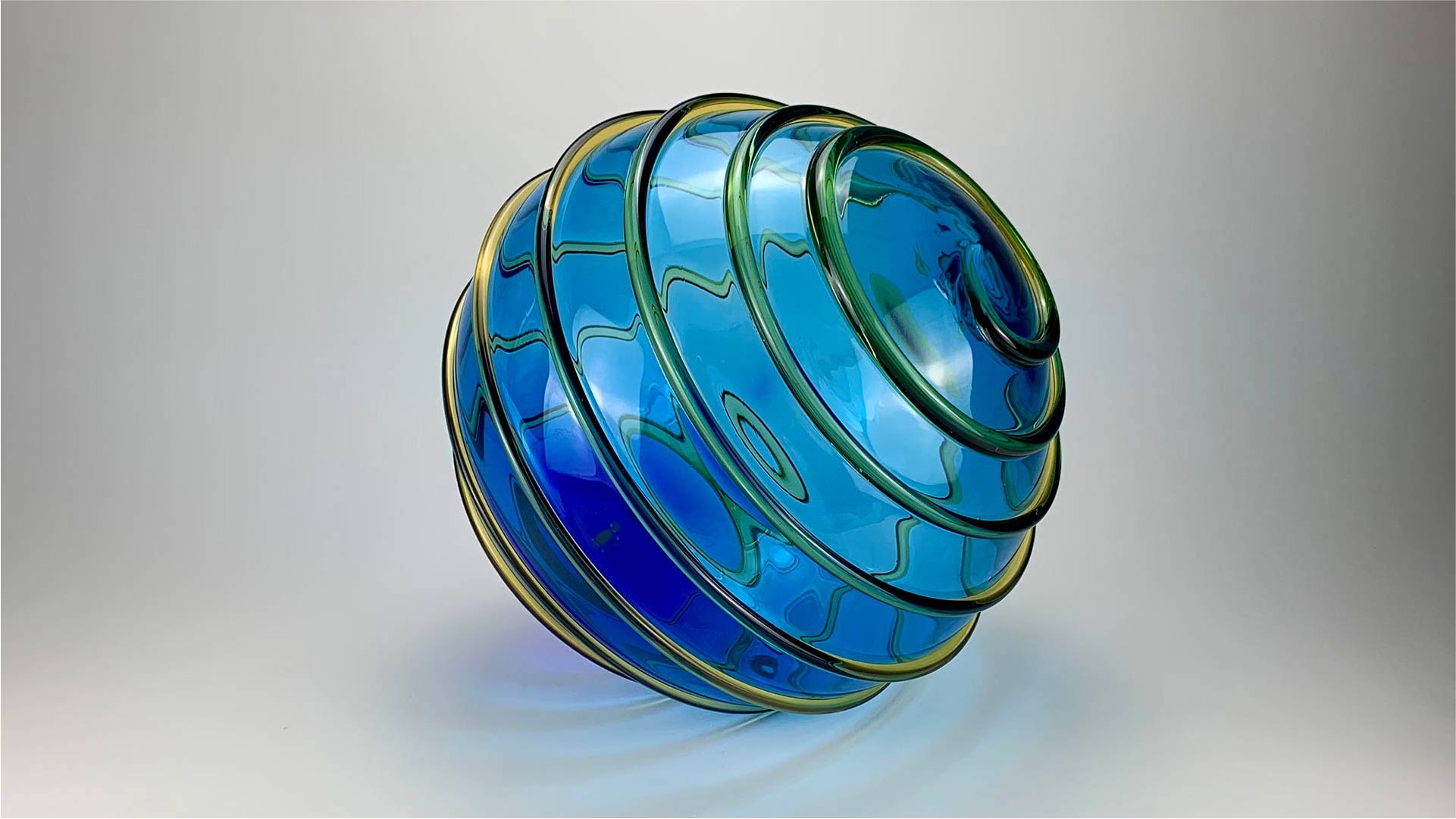 richard-royal-optic-lens-series-OL16-15-blue-green-stripe-blown-glass-sculpture